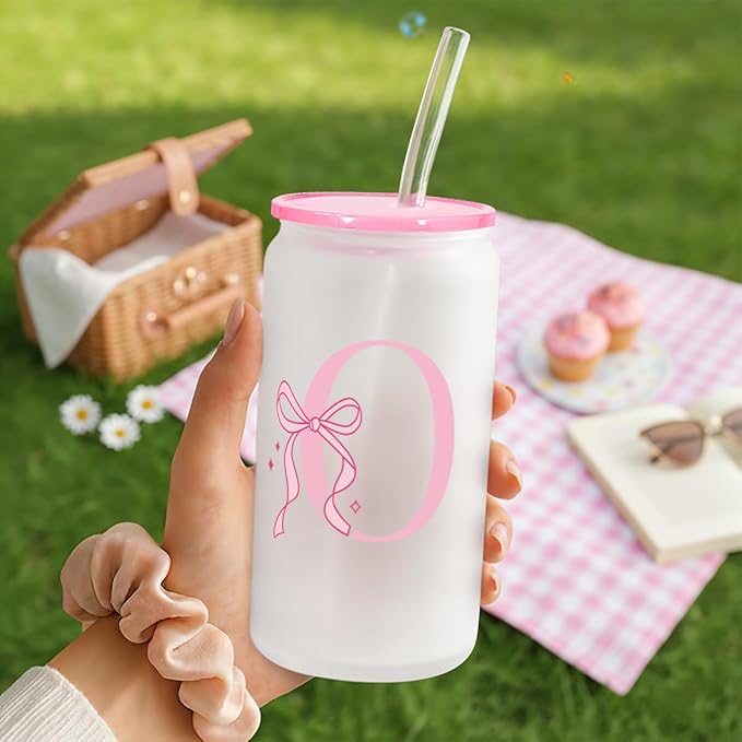 SANDJEST Monogrammed Glass Drinking Can Cup with Acrylic Lid and Straw, Personalized Frosted Iced Coffee Tumbler 16oz, Monogram Initial Gifts for Women Girls on Birthday (O)