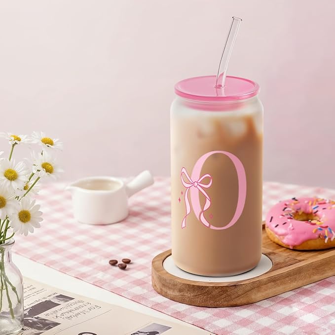 SANDJEST Monogrammed Glass Drinking Can Cup with Acrylic Lid and Straw, Personalized Frosted Iced Coffee Tumbler 16oz, Monogram Initial Gifts for Women Girls on Birthday (O)