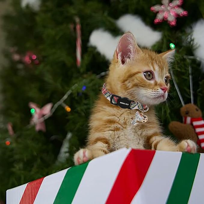 ARING PET 2 Pack Christmas Cat Collars-Cute Cat Collar Breakaway with Bell&Pendant, Cotton Christmas Plaid Kitten Collars with Safety Buckle for Girl and Boy Cats
