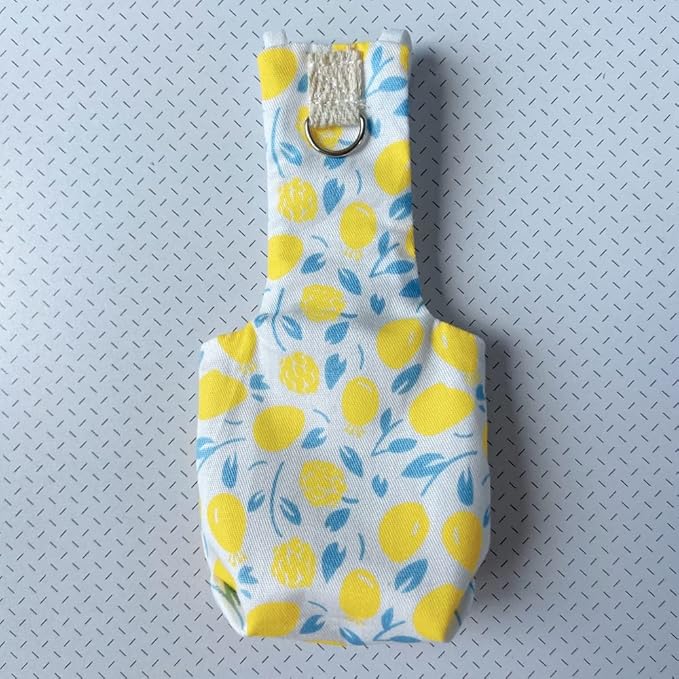 Bird Diaper Harness Flight Suit Clothes, Parrot Flight Suit with Leash, Bird Flying Clothes with Rope and Handle for Outdoor Activities Training (Yellow Without Leash,Medium)