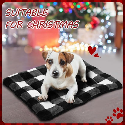 VitalCozy 2 Pack Self Warming Cat Mat Self Heating Pad Bed Reversible Machine Washable Reflects Body Heat Warm Thermal Pet Pad Crate Blanket for Feral and Indoor Cat (Black, White,22'' X 18'',Plaid)