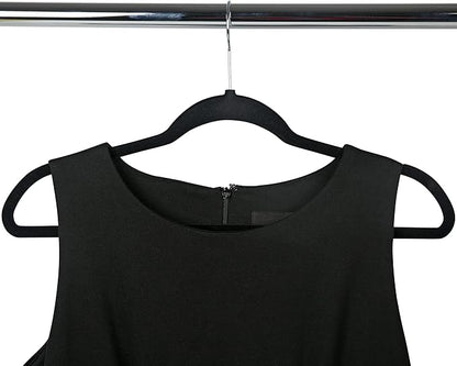 Simplify 10 Super Slim Velvet Huggable Hangers in Black