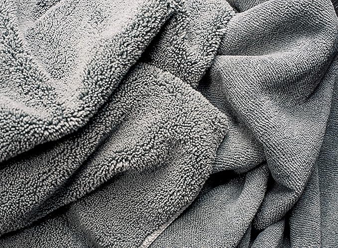 Wooflinen Microfiber Pet Bath Towel, 2-Pack, Ultra-Absorbent, Double Density, Machine Washable for Dogs and Cats